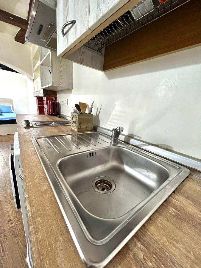 Residence Zar - 2 Триест Екстериор снимка