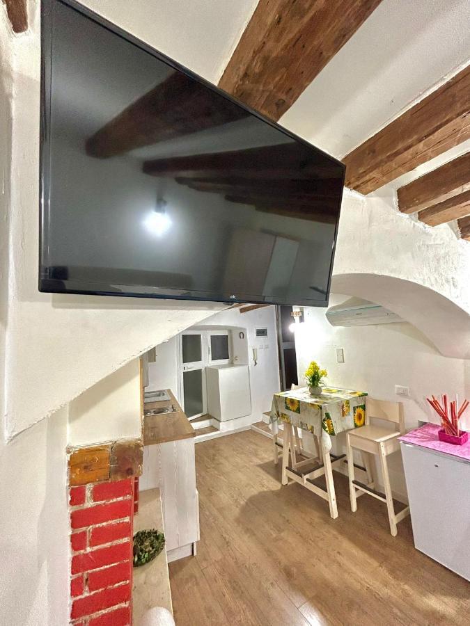 Residence Zar - 2 Триест Екстериор снимка